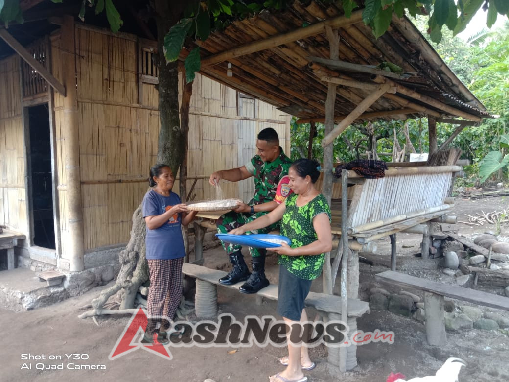 Kegiatan Pamwil dan Komsos Babinsa Kodim 1602/Ende Dapat Respon Positif dari Masyarakat