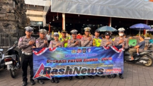 Polres Badung Tebar Imbauan Tertib Lalu Lintas di Pasar Mengwi