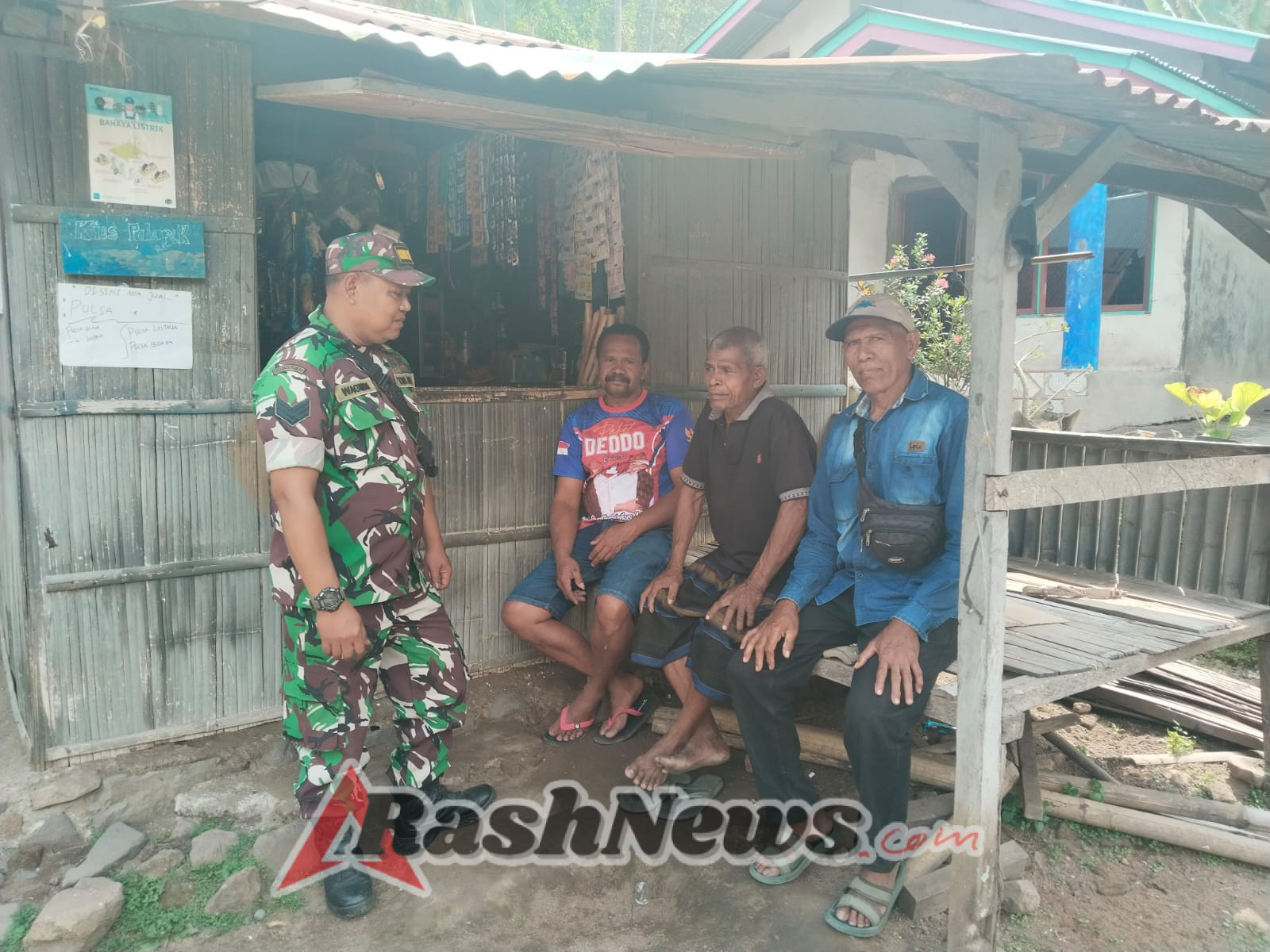 Babinsa Kodim 1602/Ende Terus Perkuat Sinergi dengan Masyarakat Lewat Kegiatan Wilayah