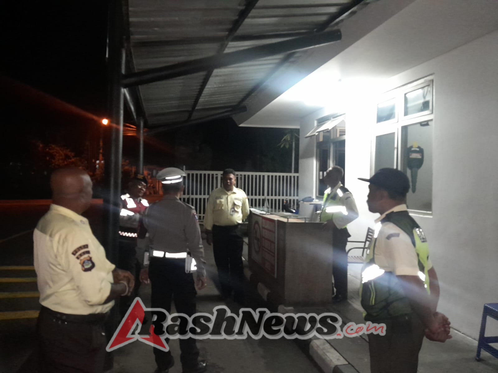 Polsek Mengwi Laksanakan Patroli Harkamtibmas Sambangi Gudang Indomarko