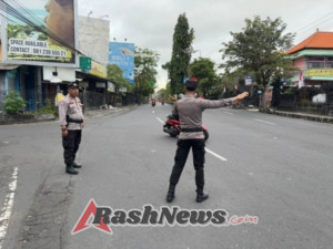 SatBinmas laksanakan Strong Point Pagi sebagai salah satu bentuk pelayanan polri terhadap masyarakat