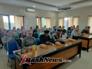 Bhabimkamtibmas Desa Kediri Menghadiri Sosialissi Penanggulangan HIV-AIDS