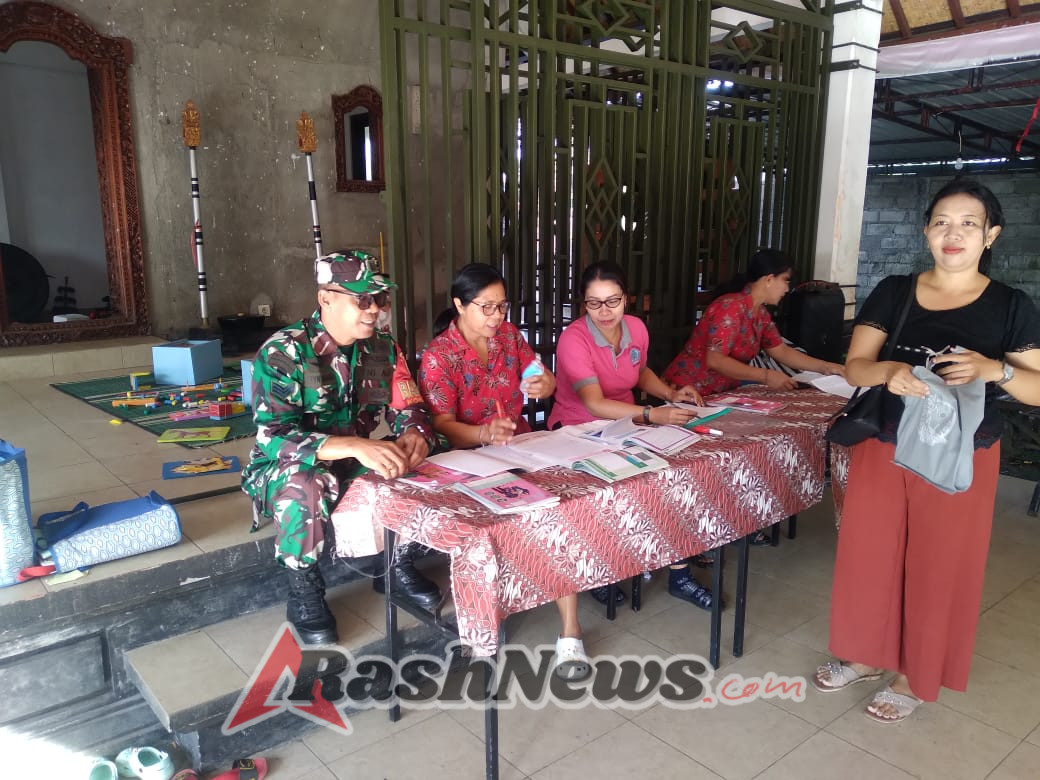 Babinsa Desa Sidan Dukung Posyandu Siklus Hidup di Banjar Bukit Sari