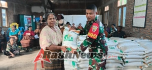 Babinsa Koramil Wolowaru Aktif Monitoring Bantuan Pangan CBP di Wolojita