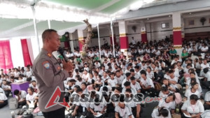 MPLS di SMK PGRI 3, Kanit Binmas Polsek Dentim Beri Edukasi Bahaya Judi Online dan Kenakalan Remaja