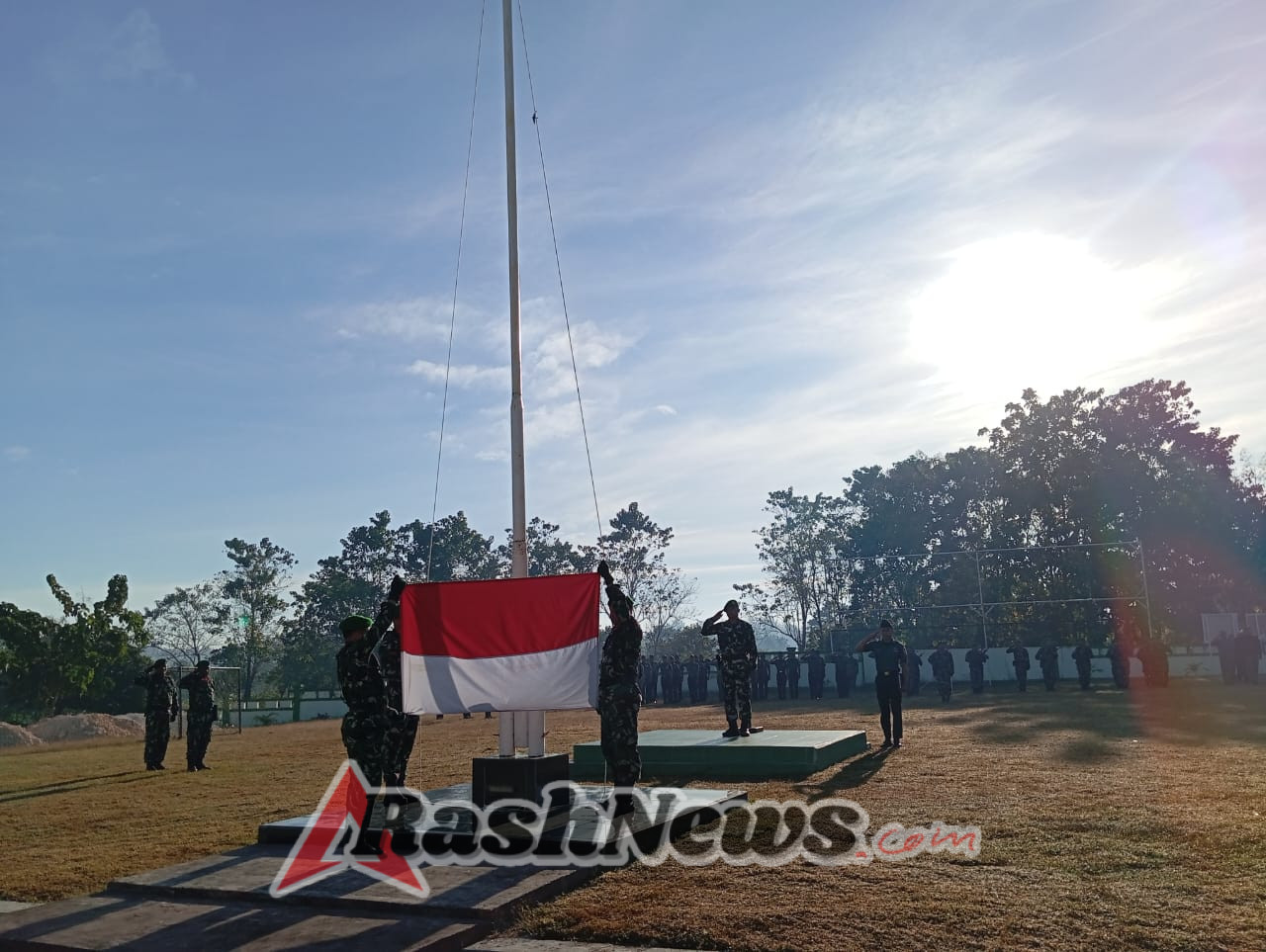 Kasdim 1629/SBD Pimpin Upacara 17an, Bacakan Amanat Kepala Staf Angkatan Darat