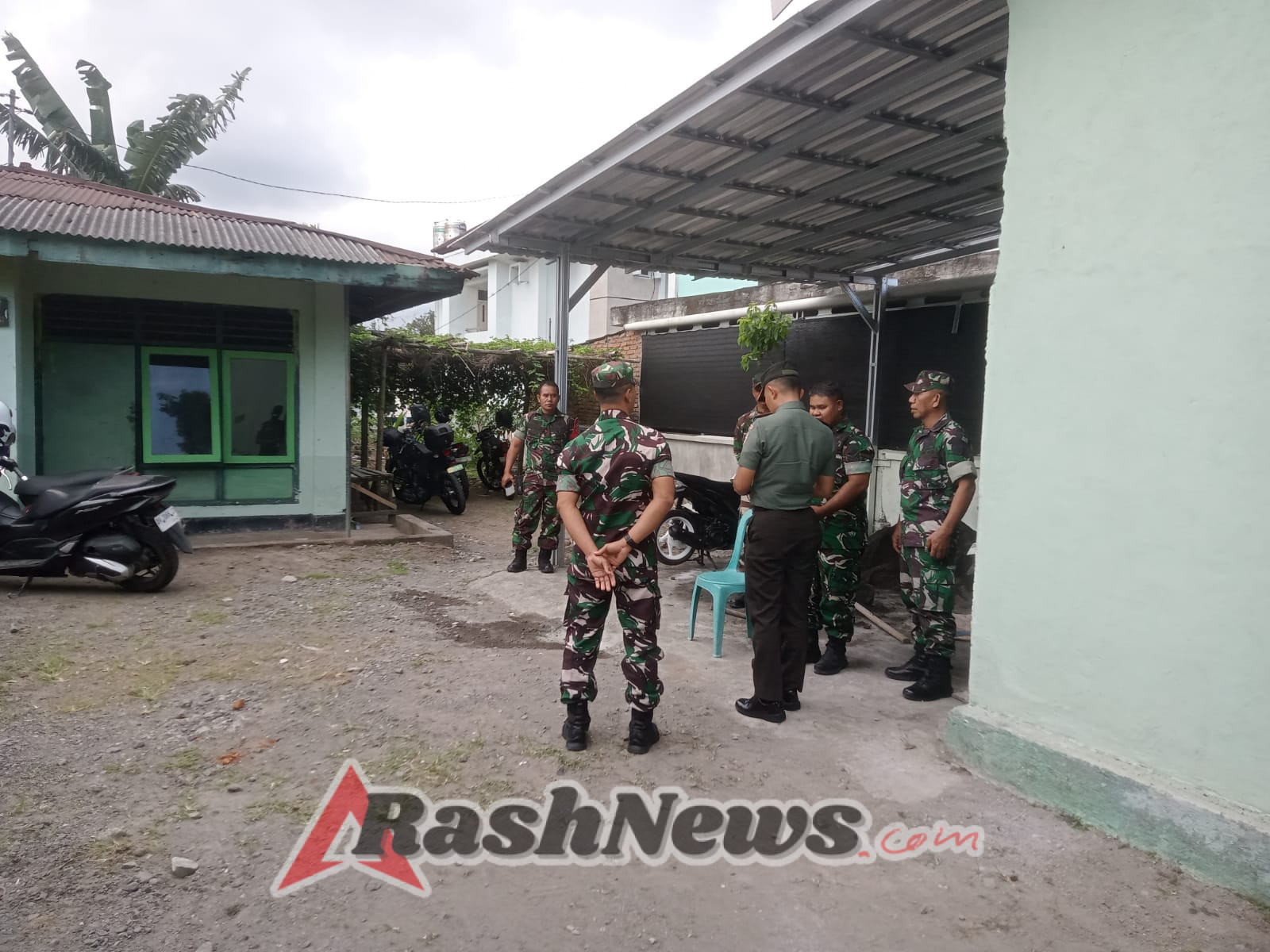 Kuatkan Pembinaan Satuan, Dandim 1615/Lotim Sambangi Koramil Terara, Sikur dan Masbagik