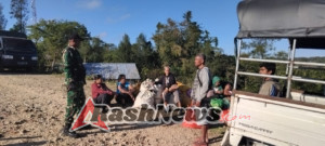 1. Jalin Keakraban, Babinsa Serda Agustinus Dominggus Komsos Dengan Warga Binaan di pasar