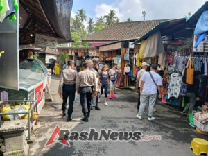 Sat Pamobvit Polres Gianyar Gelar Patroli dan Pengamanan di Obyek Wisata Tegenungan Waterfall