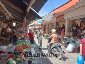 Ciptakan Lingkungan Kondusif, Babinsa Ende Timur Gencarkan Patroli dan Komunikasi Sosial