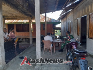 Babinsa Hadir di Tengah Masyarakat: Komsos dan Pengamanan Wilayah Berjalan Lancar