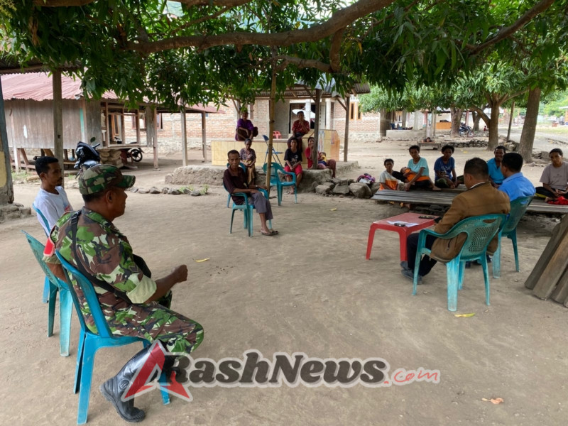 Babinsa Koramil 1602-04/Maurole Aktif Dengarkan Aspirasi Masyarakat