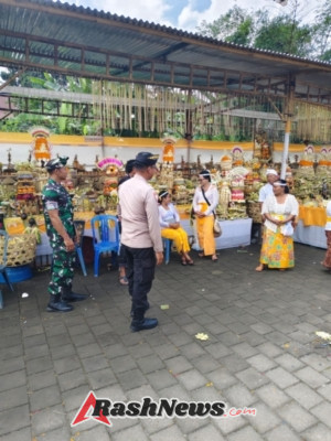 Babinsa Koptu I Gusti Made Arga Tunjukkan Komitmen Kawal Adat Bali Lewat Pengamanan Atma Wedana