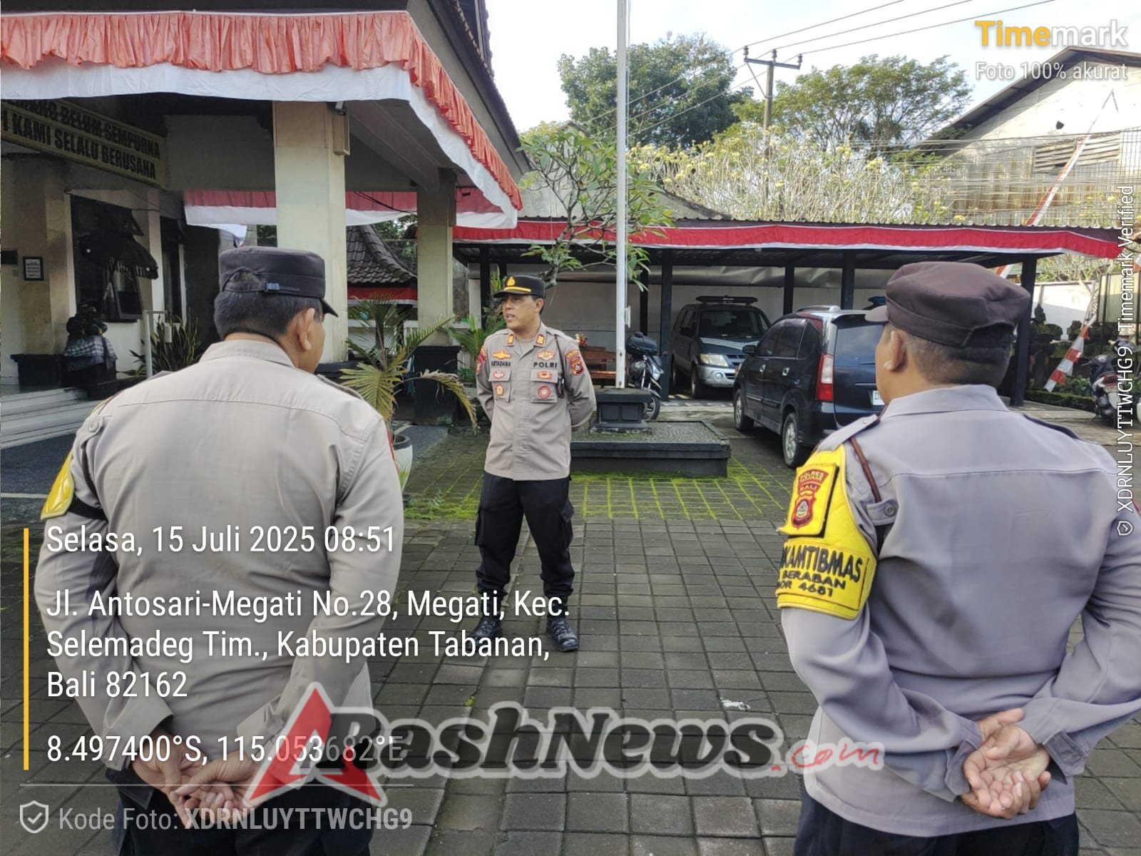 Propam Polsek Seltim bina disiplin anggota dengan cek kelengkapan dan kesiapan anggota Polsek Seltim