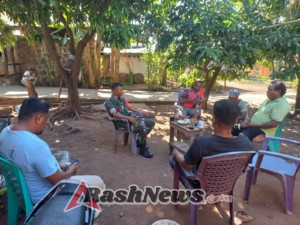 Babinsa Omesuri Turun ke Desa, Tinjau Kondisi dan Sampaikan Imbauan