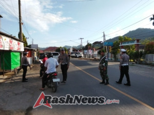 Gabungan TNI-Polri Tertibkan Pengendara dalam Operasi Patuh Rinjani 2025