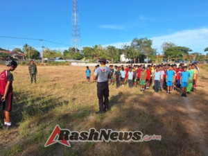 Wujudkan Generasi Disiplin, Babinsa Rote Ndao Isi MPLS dengan Latihan PBB