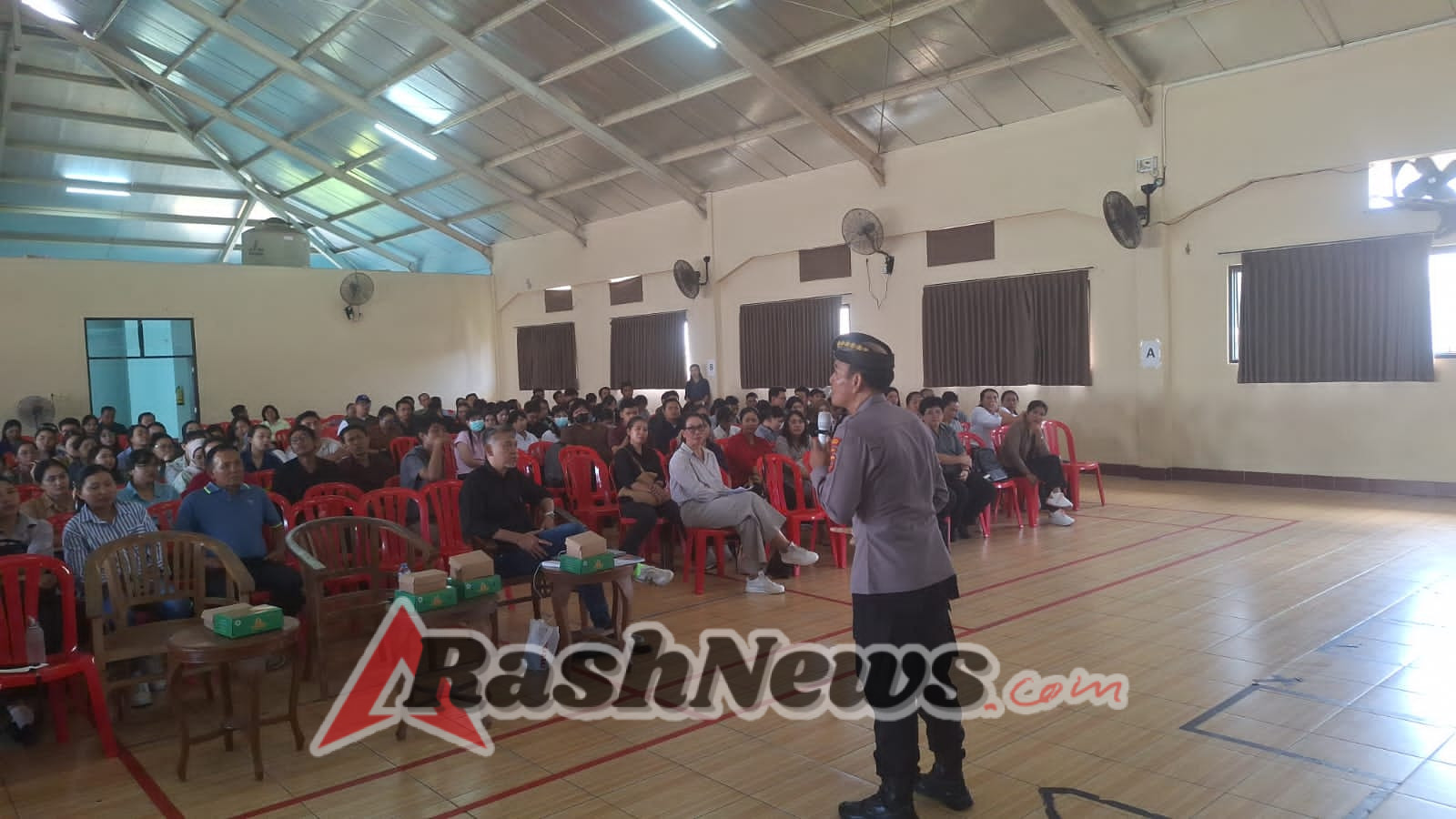 Sat Binmas Polresta Denpasar Gelar Sosialisasi dan Dialog Perlindungan Hukum Guru di JB School Kuta