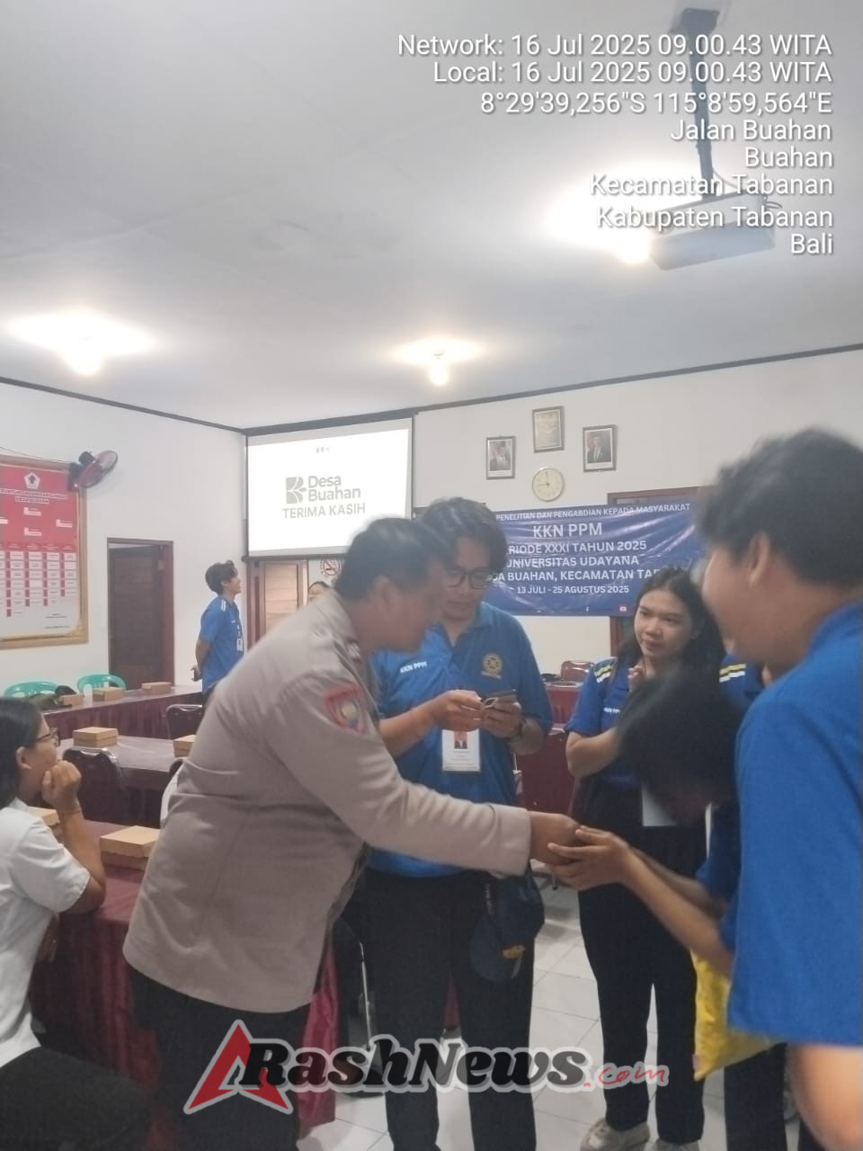 Bhabinkamtibmas Desa Buahan Hadiri Pembukaan KKN PPM Universitas Udayana