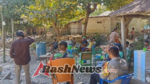 Ciptakan Kamtibmas Babinsa dan Bhabinkamtibmas Komsos Denga warga