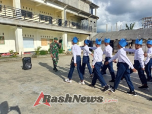 50 Siswa SMP Plus NW Kalbir Antusias Ikuti Pelatihan PBB dari Babinsa