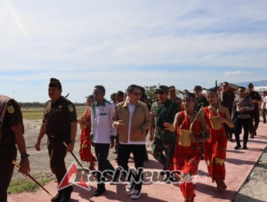 Dandim 1622/Alor Hadiri Penjemputan Kejati NTT di Bandara Mali