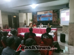Bhabinkamtibmas Desa Pangkung Tibah Atensi Kegiatan Penyuluhan Narkoba dan Tertib Berlalulintas