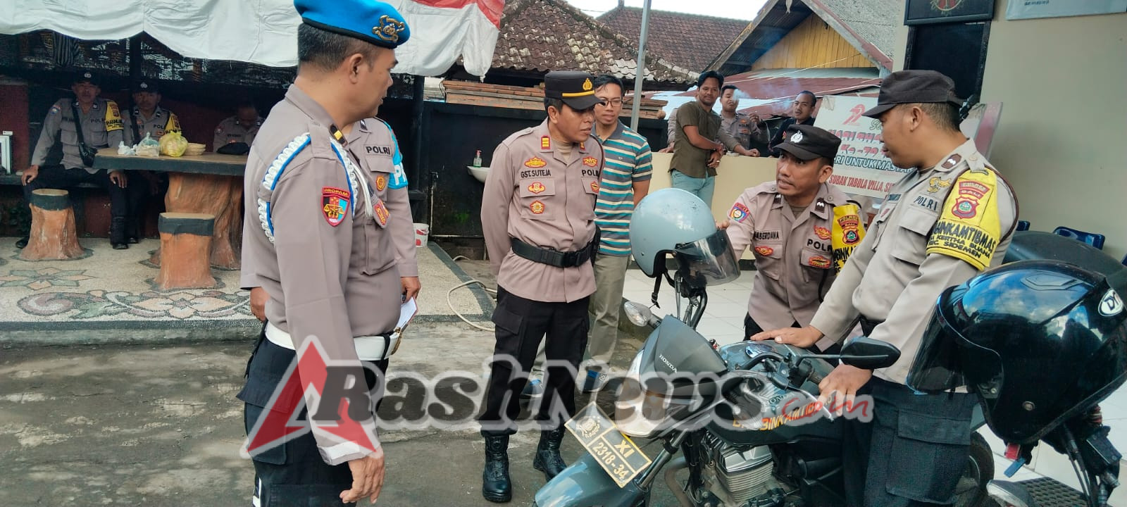 Si Propam Polres Karangasem Gelar Pemeriksaan Gaktibplin Usai Apel Pagi