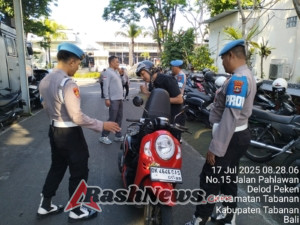 Cegah Pelanggaran Disiplin, Sipropam Polres Tabanan Gelar Gaktibplin di Pintu Masuk