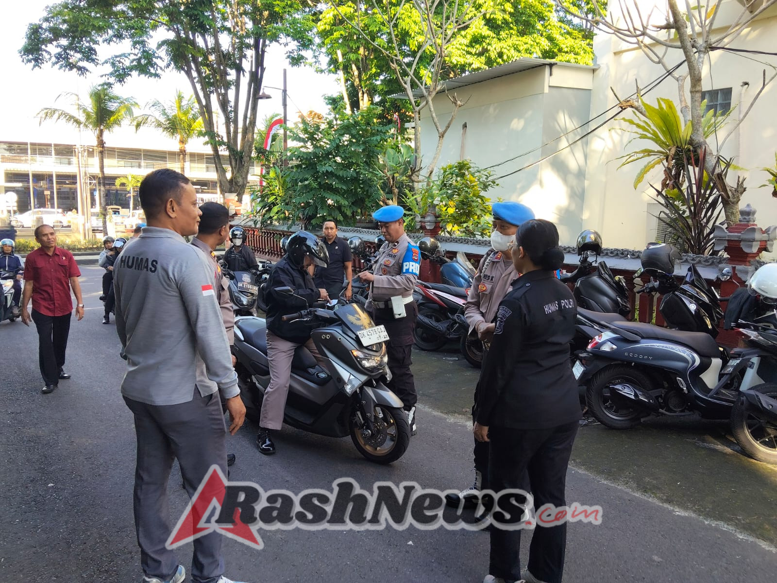 Humas Polres Tabanan Dampingi Gaktibplin Sipropam, Wujudkan Transparansi dan Disiplin Internal Polri
