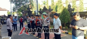 Polres Gianyar Gelar  Pengamanan Sidang Lanjutan Kasus Tojan di PN Gianyar.