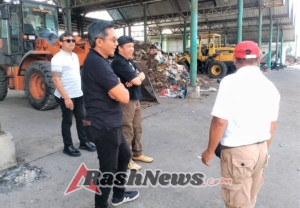 Babinsa Atensi Pendampingan Peninjauan Tempat Pengolahan Sampah di TPST Desa Mengwitani