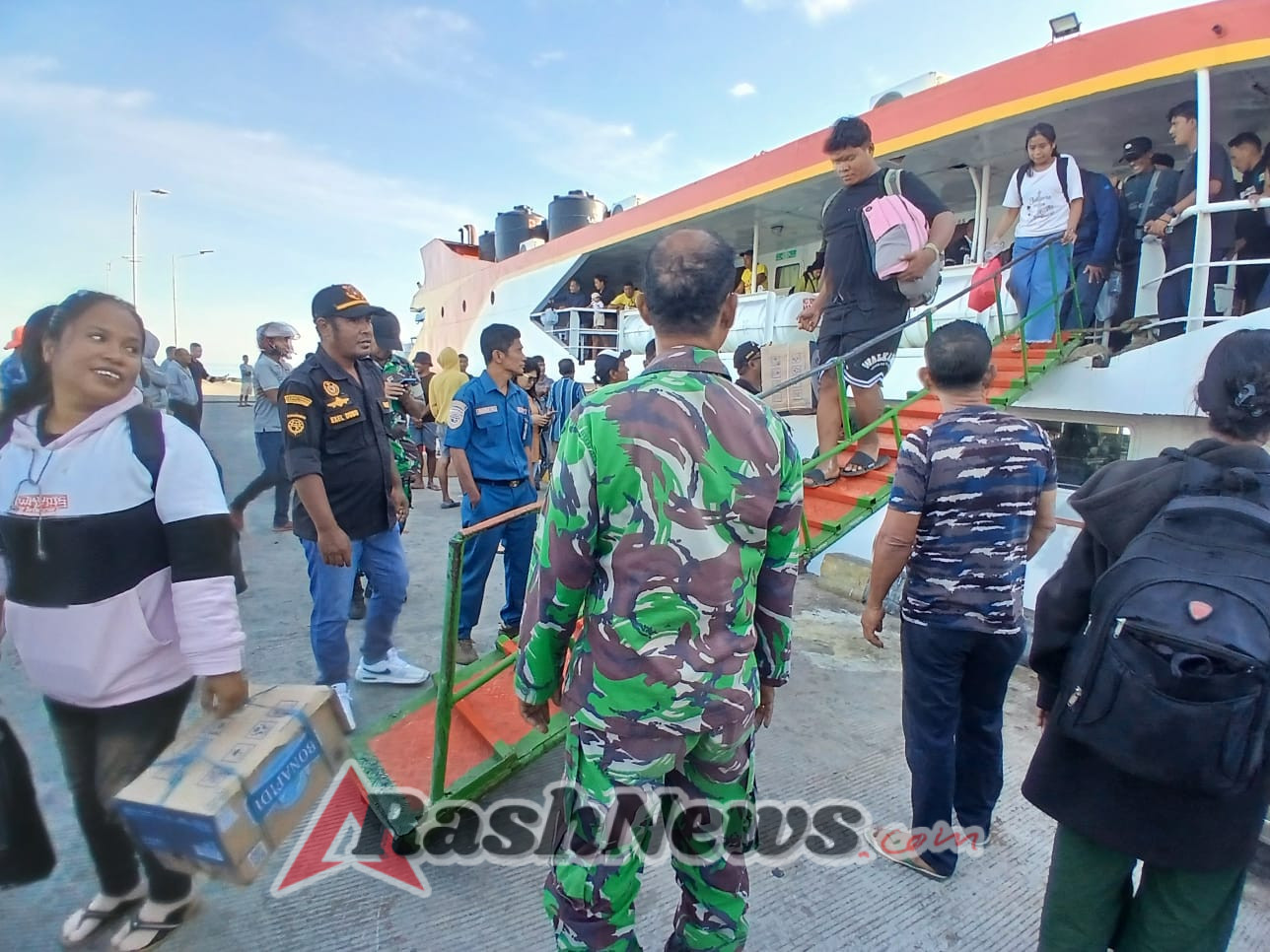 Koramil 1604-08 TNI-AD Amankan Keamanan Laut Sabu Raijua