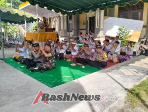 Berikan Pengamanan Optimal, Babinsa Koramil Dawan Bersinergi  Pastikan Kelancaran Upacara Melaspas