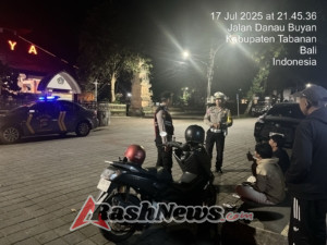 Kegiatan Blue Light Patrol Polsek Tabanan untuk cegah gangguan Kamtibmas