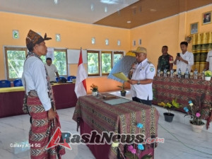 Kopda Boby Demarsandi Hadiri Pelantikan PAW Anggota BPD Desa Manumean