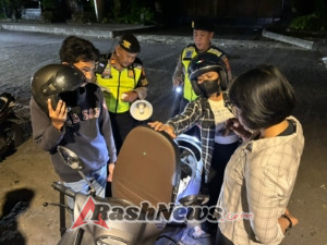 Polsek Denpasar Barat Gelar Patroli Malam Minggu, Tindak Pelanggar dan Himbau Kamtibmas