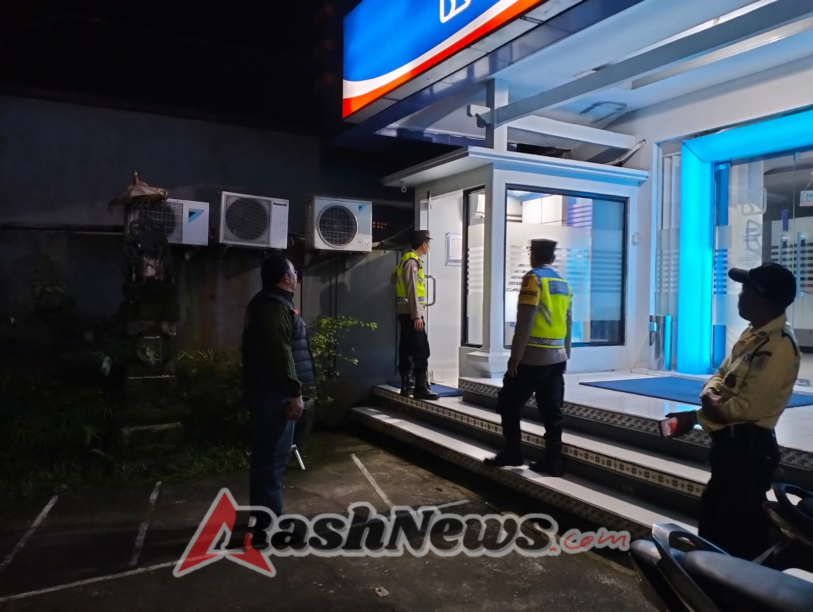 Antisipasi Gangguan Kamtibmas Polsek Penebel  Patroli Malam Hari