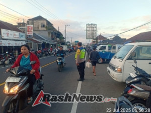 Polsek Baturiti Tingkatkan Keamanan Melalui Pelaksanaan Strong Point pagi