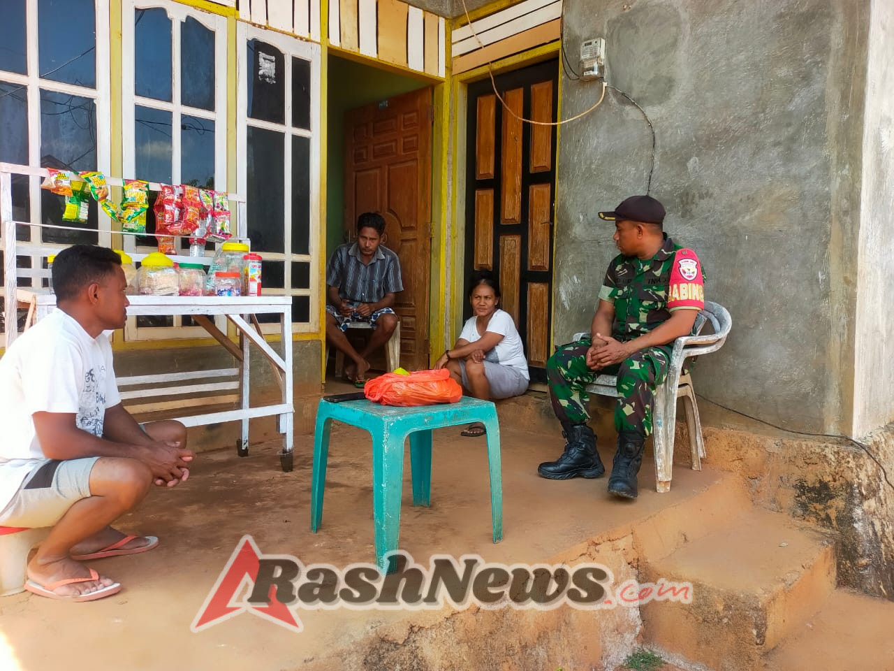 Babinsa Pantai Baru Ajak Warga Dukung Program 7 Misi Kodim Rote Ndao