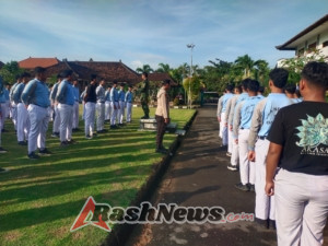 MPLS, Babinsa Gunaksa Tekankan Disiplin dan Pembentukan Karakter Pelajar