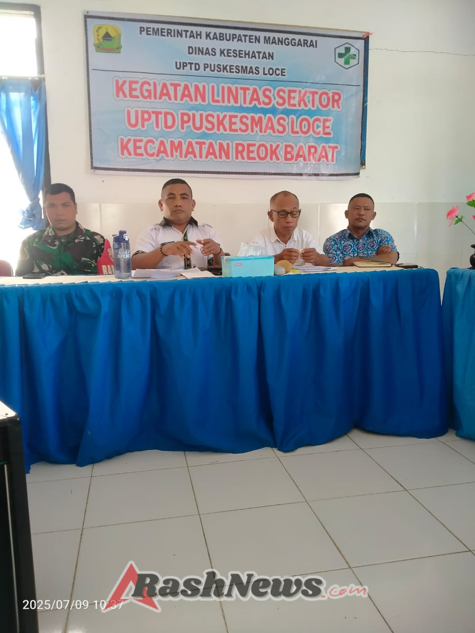 Babinsa Reok Aktif Dukung Ketahanan Sosial dan Kesehatan di Forum Lintas Sektor PKM Loce