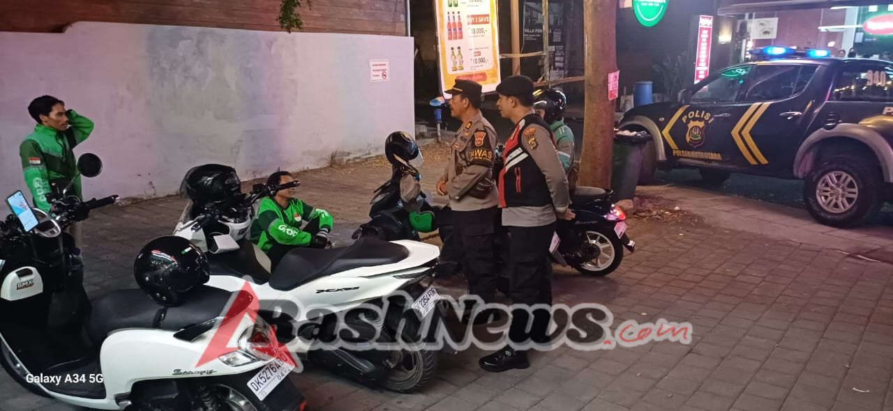 Polsek Kuta Utara Patroli Malam  Ajak Komonitas Ojol Jaga Kamtibmas