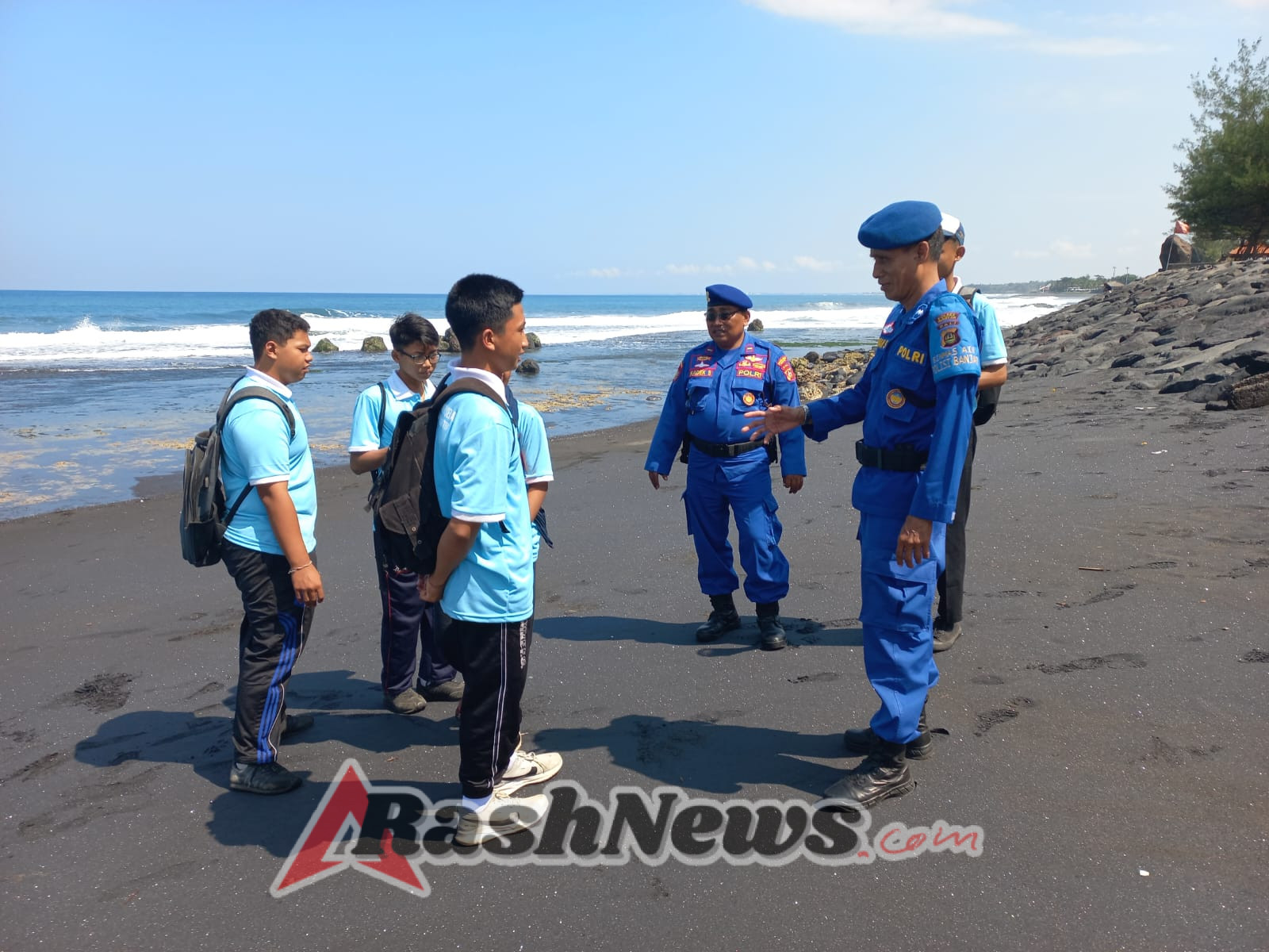Patroli Pesisir Polairud Polres Gianyar di Pantai Masceti, Wujudkan Keamanan Wilayah Perairan