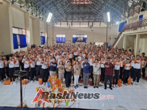 Polwan Polres Tabanan Ajak Siswa SMA N 1 Tabanan “Berani Bicara” Tolak Narkoba