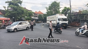 Kompol Rai Darmayasa Lakukan Pengecekan Strong Point Jalur Macet