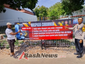 Polsek Denpasar Selatan Pasang Bender dan Stiker di Lokasi Rawan untuk Tekan Kriminalitas