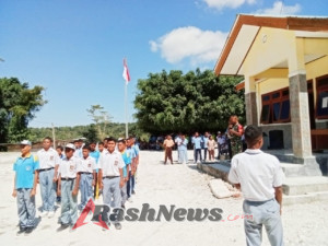 Babinsa Kodim 1621 TTS, Terjun Langsung Seleksi Paskibraka Di SMU Saenam