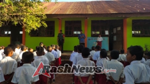 Wujudkan Generasi Muda Cinta NKRI, Babinsa Koramil 1618-06/Bian Sosialisasi di Sekolah Dasar