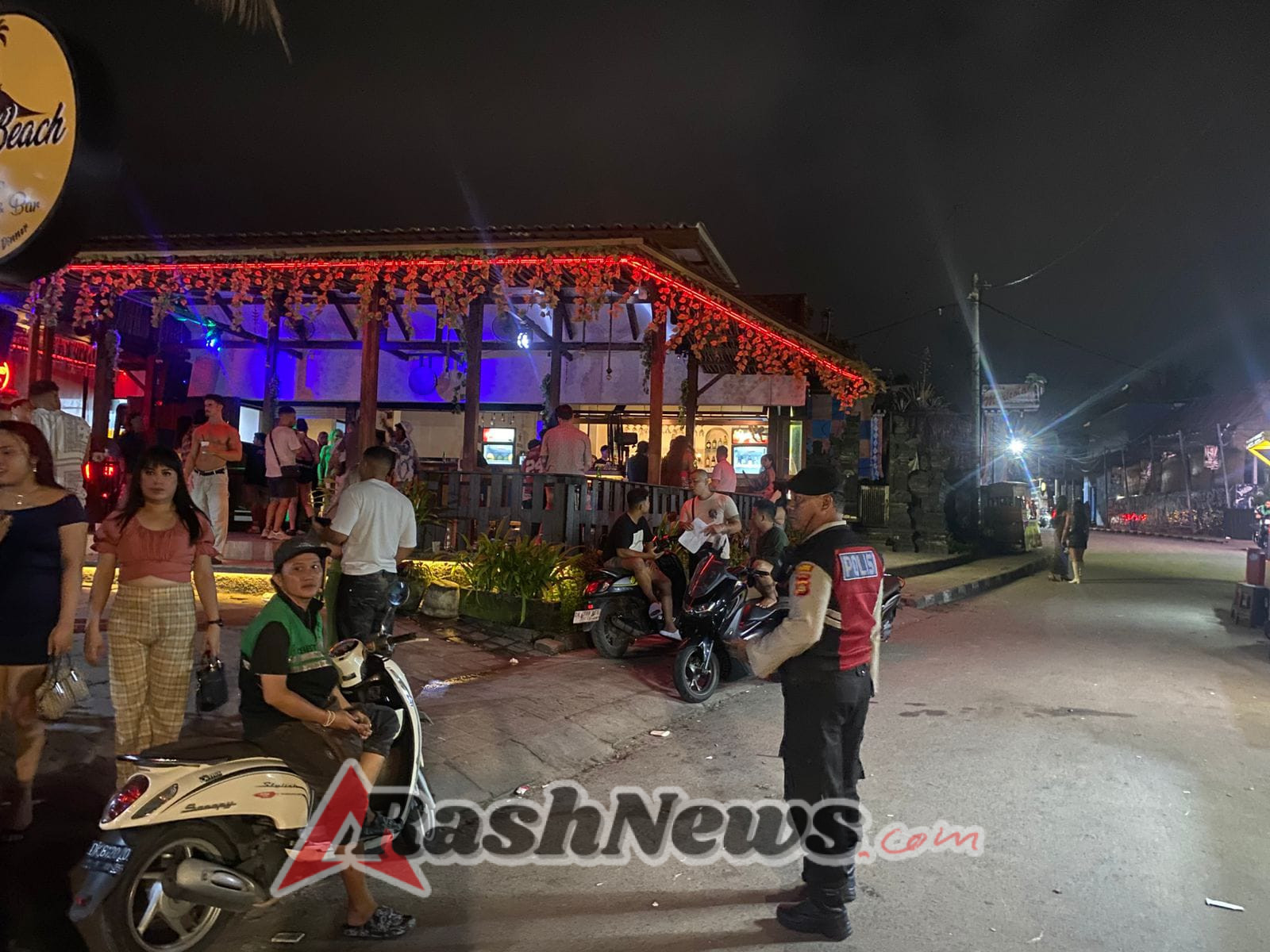 Cegah Kriminalitas UKL Polsek Kuta Utara  Patroli Subuh Stasioner Di  Kawasan Wisata